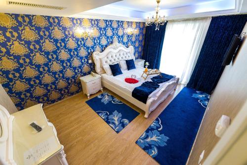 Hotel Helin Central in คราอิโอวา