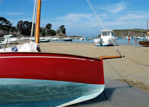 Les Grands Pins - plage du Val à 80 m - St Malo Rothéneuf - image 12