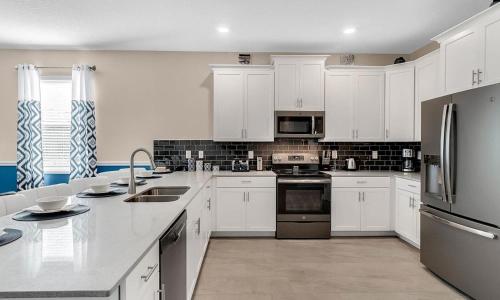 5 Star Villa with Private Pool on Champions Gate Resort Orlando Villa 4328 - image 4