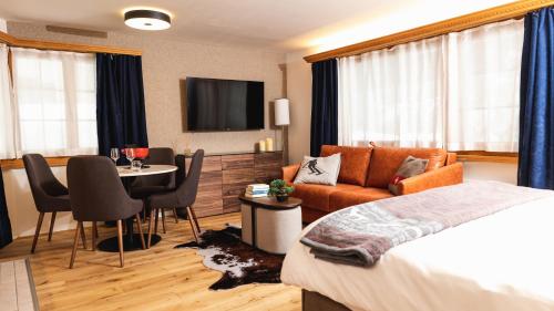  Wunderstay Alpine 16 Chic Studio Central Location in Klosters Serneus