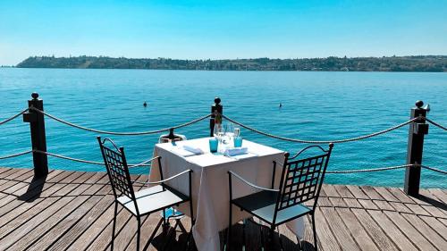 Hotel Spiaggia d'Oro - Charme & Boutique 4 Stars Hotel Lake Garda