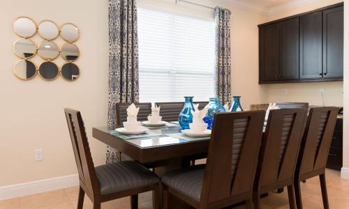 Rent Your Own Orlando Villa with Large Private Pool on Encore Resort at Reunion Orlando Villa 4374 - image 6