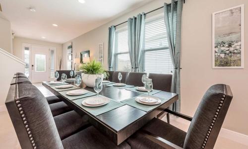 Beautiful Villa with first class amenities on Encore Resort at Reunion Orlando Villa 4404 - image 8