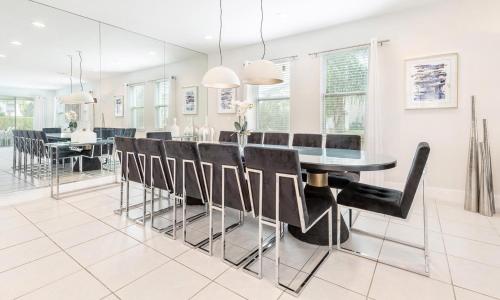 Beautiful Villa with first class amenities on Encore Resort at Reunion Orlando Villa 4494 - image 5