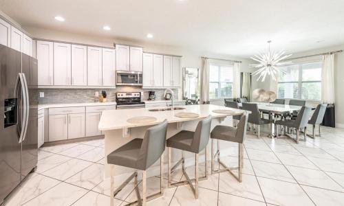Luxury Villa with Private Pool on Encore Resort at Reunion Orlando Villa 4511 - image 4