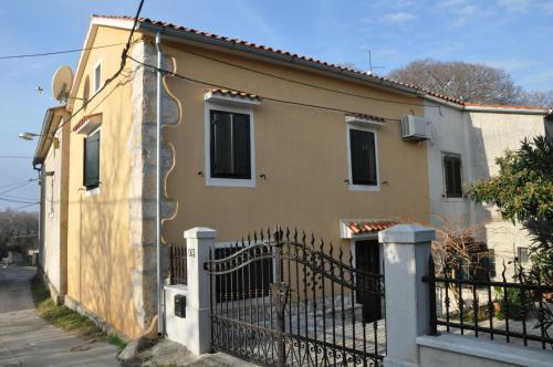  Holiday Home Percan 1021, Pension in Rakalj