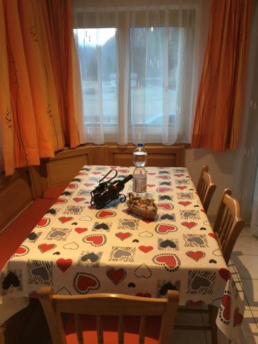 Iekārtas, Haus Falke in Saas-Balen