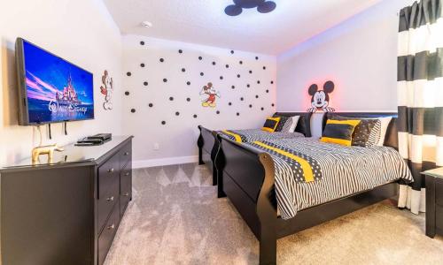 Rent this Luxury 5 Star Villa on Encore Resort at Reunion Orlando Villa 4486 - image 3