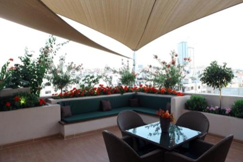 Luxury Eco Apartment with roof garden in Amman