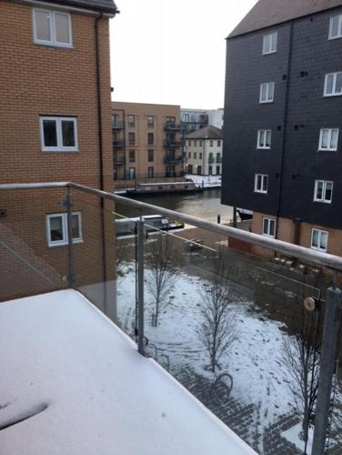 Chelmsford Contractor Accommodation in Essex, City Centre with Free Parking and Wifi by Eden Relocat