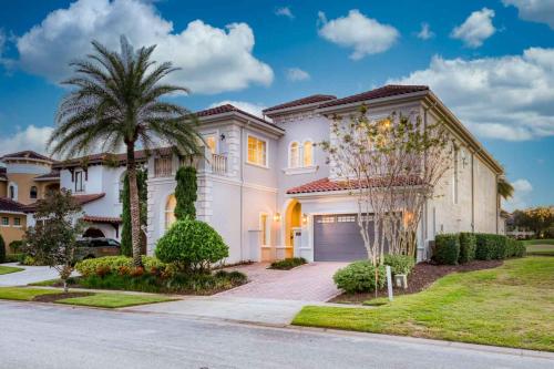 Beautiful 5 Star Villa with Private Pool on the Prestigious Reunion Resort and Spa Orlando Villa 4551 - image 2