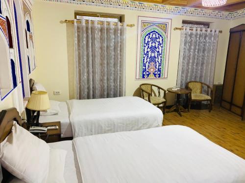 Hotel Fatima Boutique - Tap to explore photos