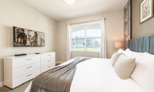 Rent the Perfect 5 Bedroom Villa on Encore Resort at Reunion Orlando Villa 4520 - image 7