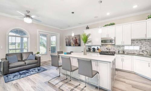 Ultimate 5 Star Villa with Private Pool on Reunion Resort and Spa Orlando Villa 4557 - image 4
