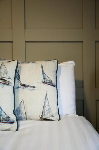 Mulroy Woods Hotel - image 3
