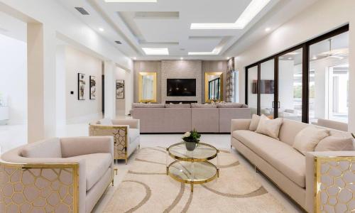 Luxury Villa on Reunion Resort and Spa with a Private Pool Orlando Mansion 4626 - image 4