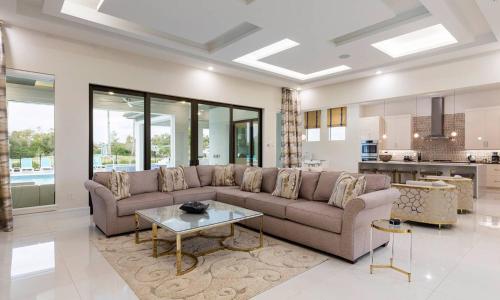 Luxury Villa on Reunion Resort and Spa with a Private Pool Orlando Mansion 4626 - image 8