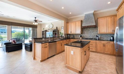 Rent the Perfect 4 Bedroom Villa on Reunion Resort and Spa Orlando Villa 4622 - image 7