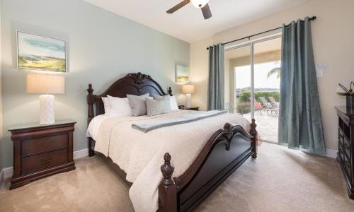 Beautiful Villa with first class amenities on Encore Resort at Reunion Orlando Villa 4694 - image 7