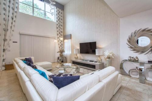 Paradise Palms - 5 Bedroom Pool Home - 3500PP - image 2
