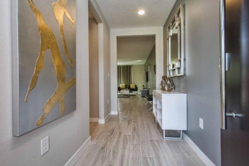 LeReve - 4 bedrooms w Splashpool -1206LR - main image