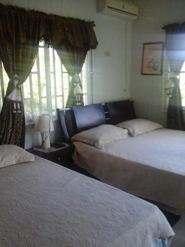 Triple Room image 5