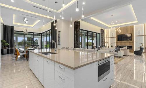Luxury Villa with Private Pool on Reunion Resort and Spa Orlando Mansion 4754 - image 5