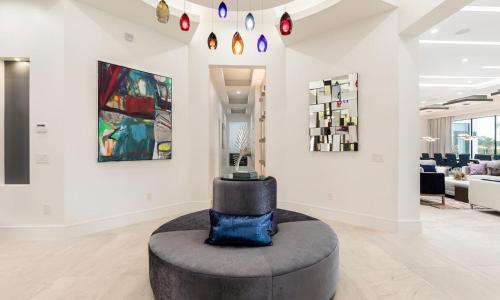 The Ultimate Modern Mansion on Reunion Resort Orlando Mansion 4753 - image 2
