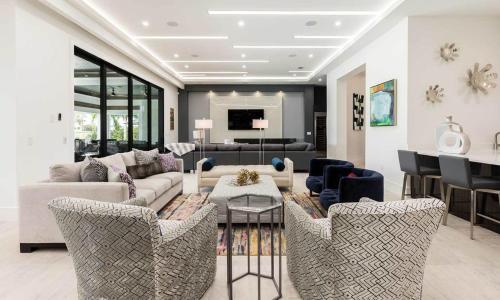 The Ultimate Modern Mansion on Reunion Resort Orlando Mansion 4753 - image 4