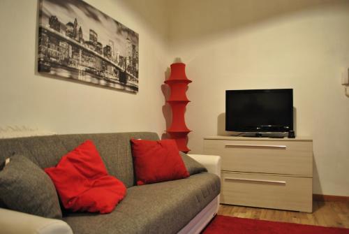 Guestroom, La Casa Gentile - Rossa - appartamento intero in Garbagnate Milanese