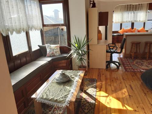 Beach House Apartment - main image