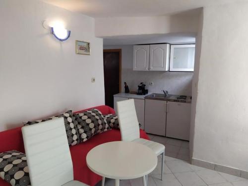 Apartments Roko with sea view 1273 - image 6