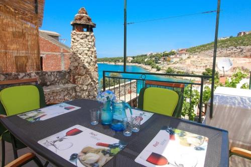 Apartments Roko with sea view 1273 - image 8