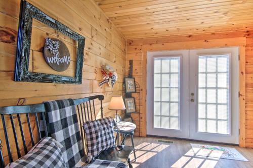 Large Cabin with Deck Overlooking Norfork Lake!