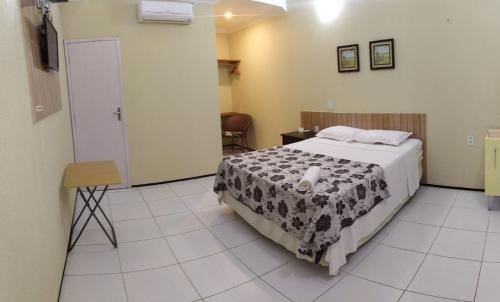 1 twin bed
