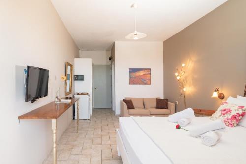 Aegean Apartments - image 2