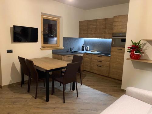 Superior Apartment image 2