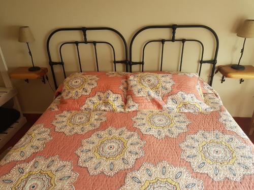 One-Bedroom Apartment image 4