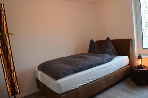 1 twin bed