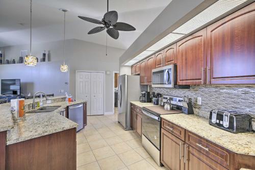 Lavish Cape Coral Residence with Private Pool! - image 8