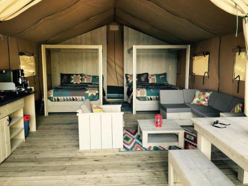 Cliffside Glamping Tent with Two Queens