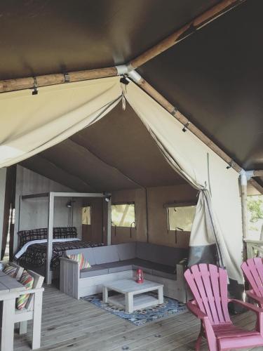 Cliffside Glamping Tent with Bunkbeds