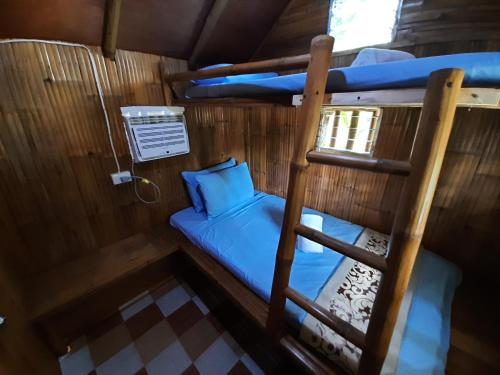 1 double bed
