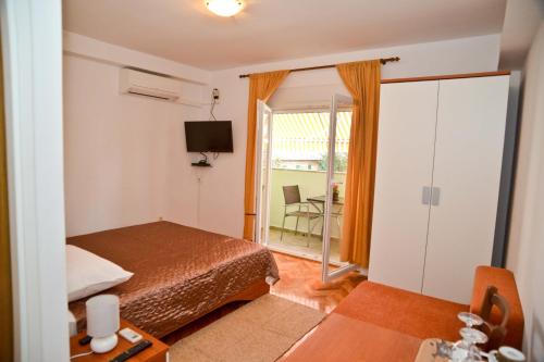  El Mirador Rooms with Balcony, Pension in Zadar