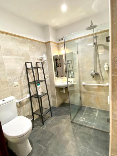 Apartamentos Turísticos Espinel - image 11