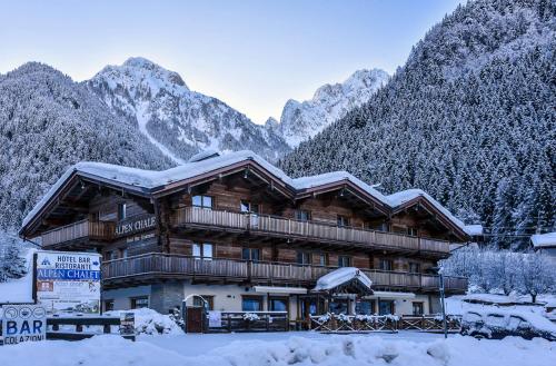 Alpen Chalet - Charme Mountain Hotel - 3