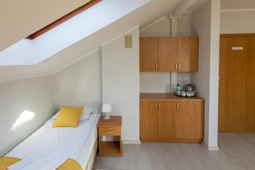 1 twin bed