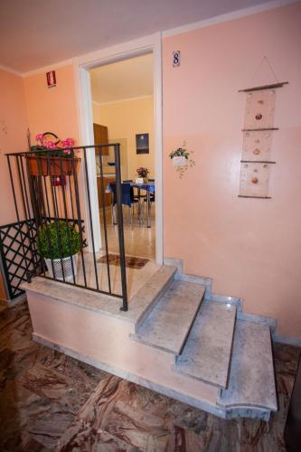 Family One-Bedroom Apartment (6 Adults) image 2