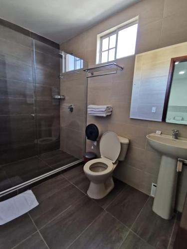 Double Room image 7