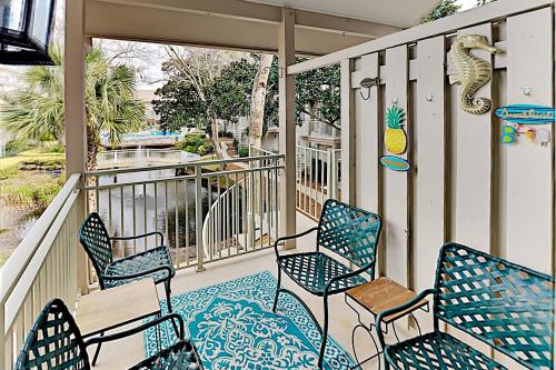 Courtside Villas Retreat with Pools - Walk to Beach! condo - image 7